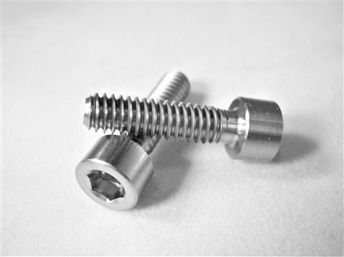 #8-32 x 5/8" Parallel Socket Head Screw